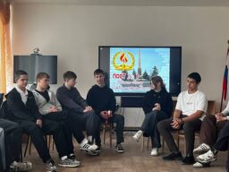 первая свечка Почетного караула