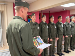 Наши обучающиеся несут почетную Вахту памяти