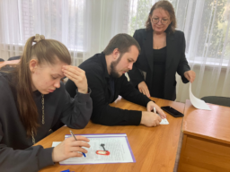 Но справляемся с трудностями